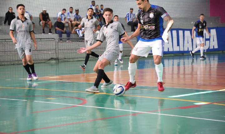 4ª rodada do Campeonato Amador de Barueri soma 124 jogos e quase 500 gols