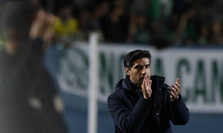 Abel pede desculpas por gesto na Libertadores e elogia reservas do Palmeiras: 