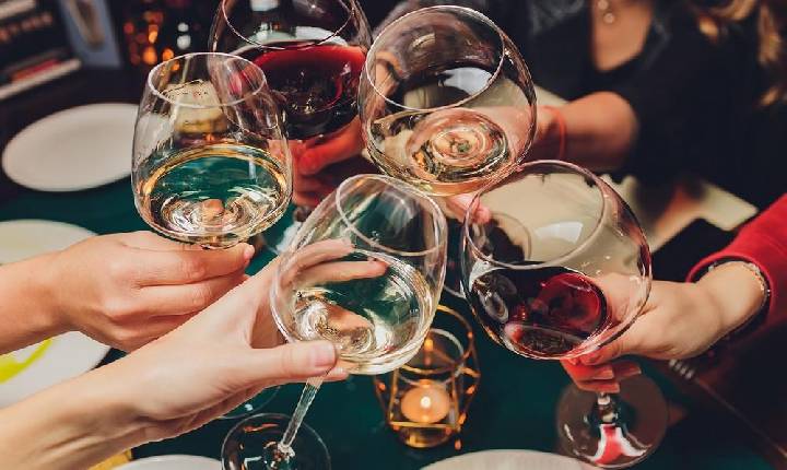 Acordo UE-Mercosul: imposto do vinho europeu começa a cair nesta sexta e zera em 2034; veja datas