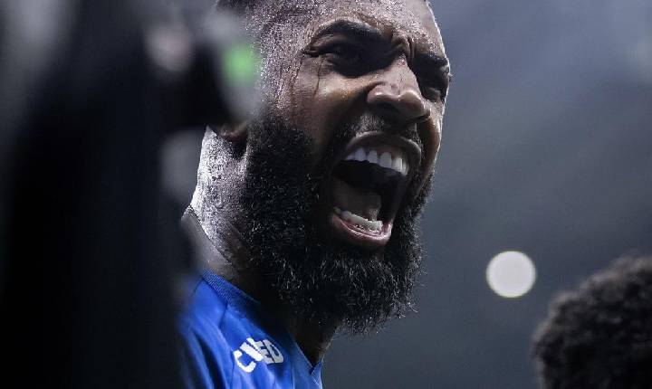 Ainda tem vaga? Gerson encara maratona no Cruzeiro em corrida contra o tempo pela Copa