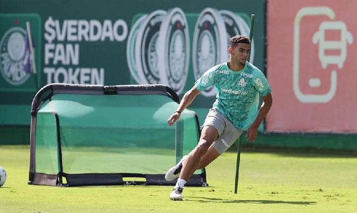 Arthur se reapresenta ao Palmeiras e aumenta lista de jogadores que voltam antes de data estipulada