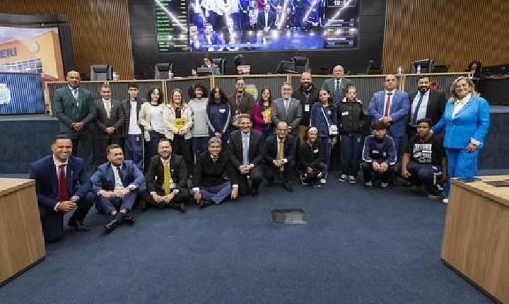 Câmara presta homenagem a tradicional morador do Vale do Sol