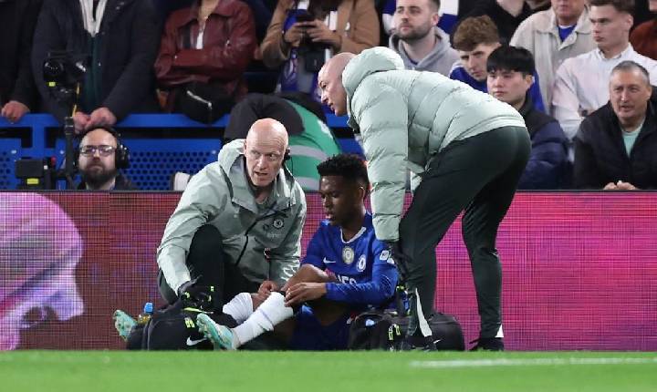 Chelsea faz jogo duro, e staff de Estêvão busca alternativas por liberação para tratamento no Brasil