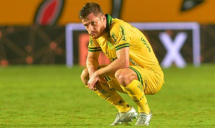 Da 6ª melhor defesa da Série A à crise defensiva: Mirassol sofreu gol em todos os últimos 11 jogos