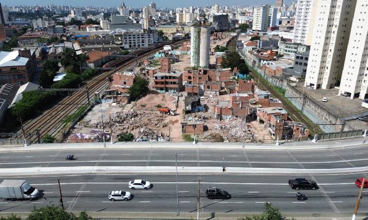 De indústria em 1940 às ocupações, incêndios e o recomeço com dignidade: conheça a trajetória da Favela do Moinho