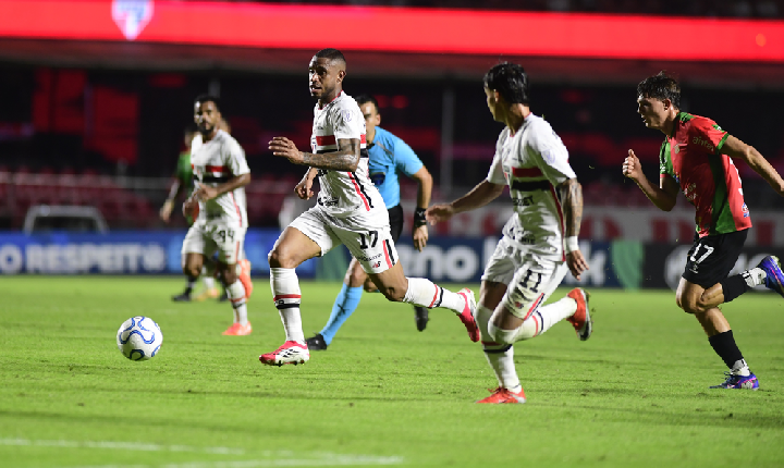 Dorival repete 