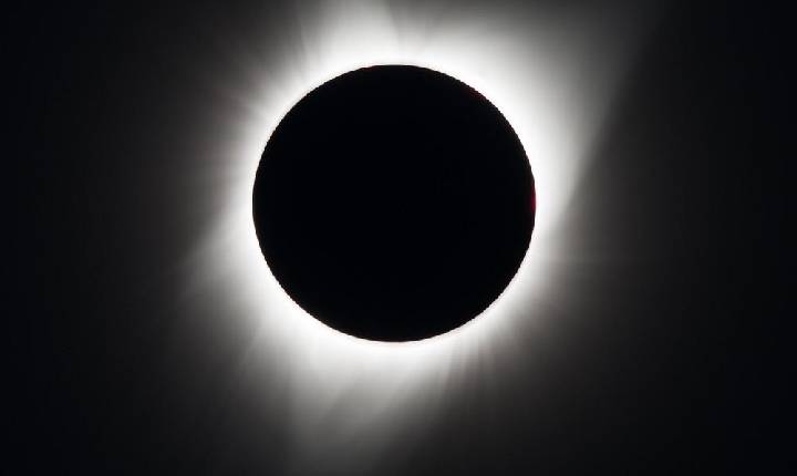 Eclipse solar total desta quarta vai escurecer o céu para 15 milhões de pessoas; saiba mais