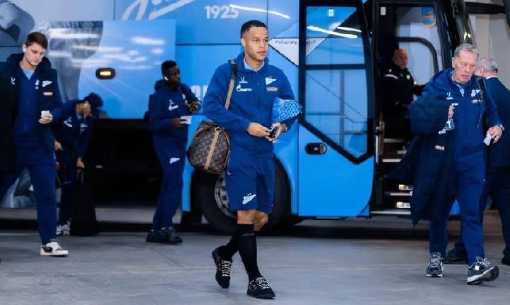 Em 02 (dois) anos de Zenit Pedro (Ex-Corinthians) marcou 12 gols e deu 18 assistências