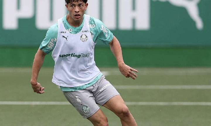 Giay, do Palmeiras, recebe sondagem do Como, da Itália
