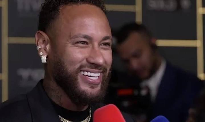 Neymar deixa futuro aberto e não descarta aposentadoria no fim do ano: 