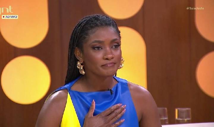 No Saia Justa, Erika Januza fala sobre término com Arlindinho: 'Minha vida virou um caos'