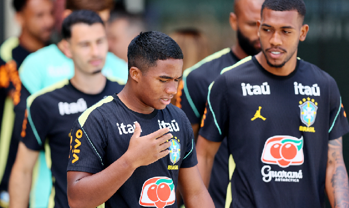 Quem substitui Raphinha? Lesão de atacante abre disputa na ponta direita da Seleção