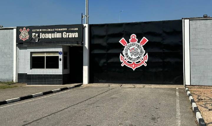 Retorno ao CT: elenco do Corinthians vive últimos dias de férias antes da intertemporada