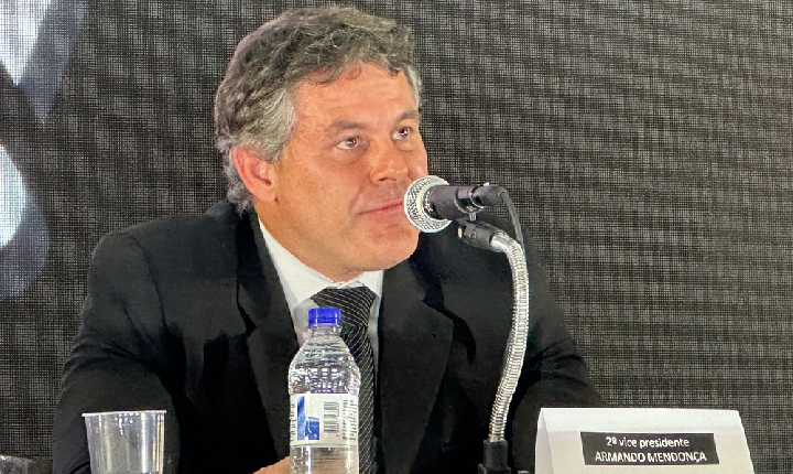 Sócios e conselheiros protocolam pedido de afastamento cautelar do vice-presidente do Corinthians
