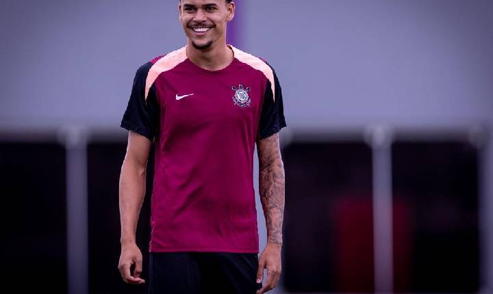 Tchoca recebe atenção de Diniz e aumenta concorrência na defesa do Corinthians