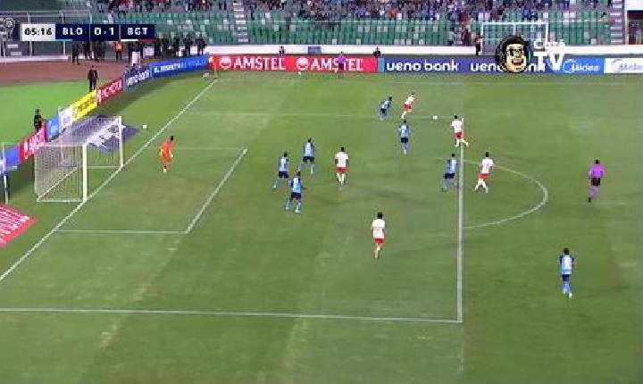 Três vira, seis acaba! Bragantino atropela Blooming pela Sul-Americana