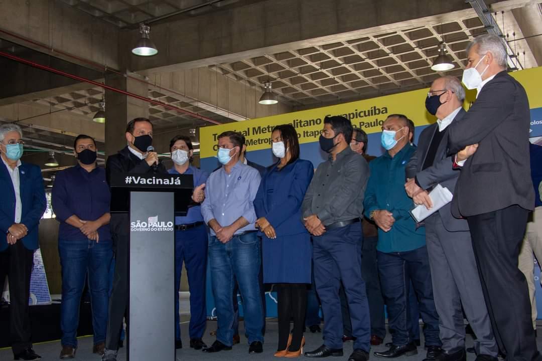 João Doria inaugura Terminal Metropolitano em Carapicuíba