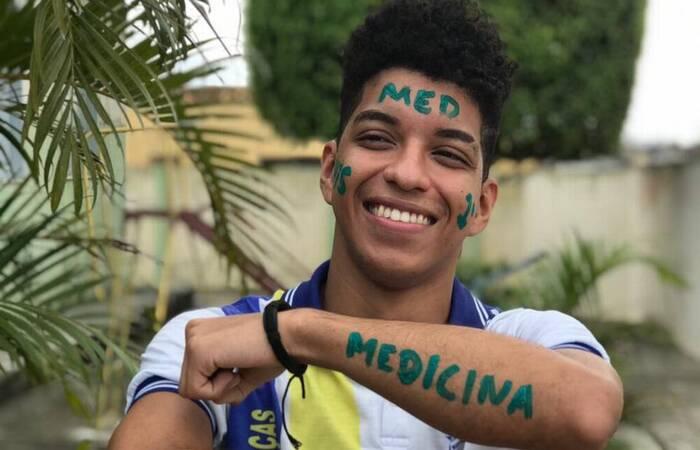 Quilombola é aprovado em 1º lugar para Medicina na Universidade Federal do Sergipe
