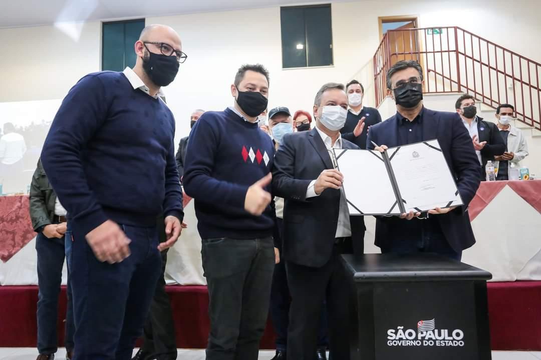 Em Pirassununga, Vice-Governador, Rodrigo Garcia e Marco Vinholi anunciam 200 unidades habitacionais