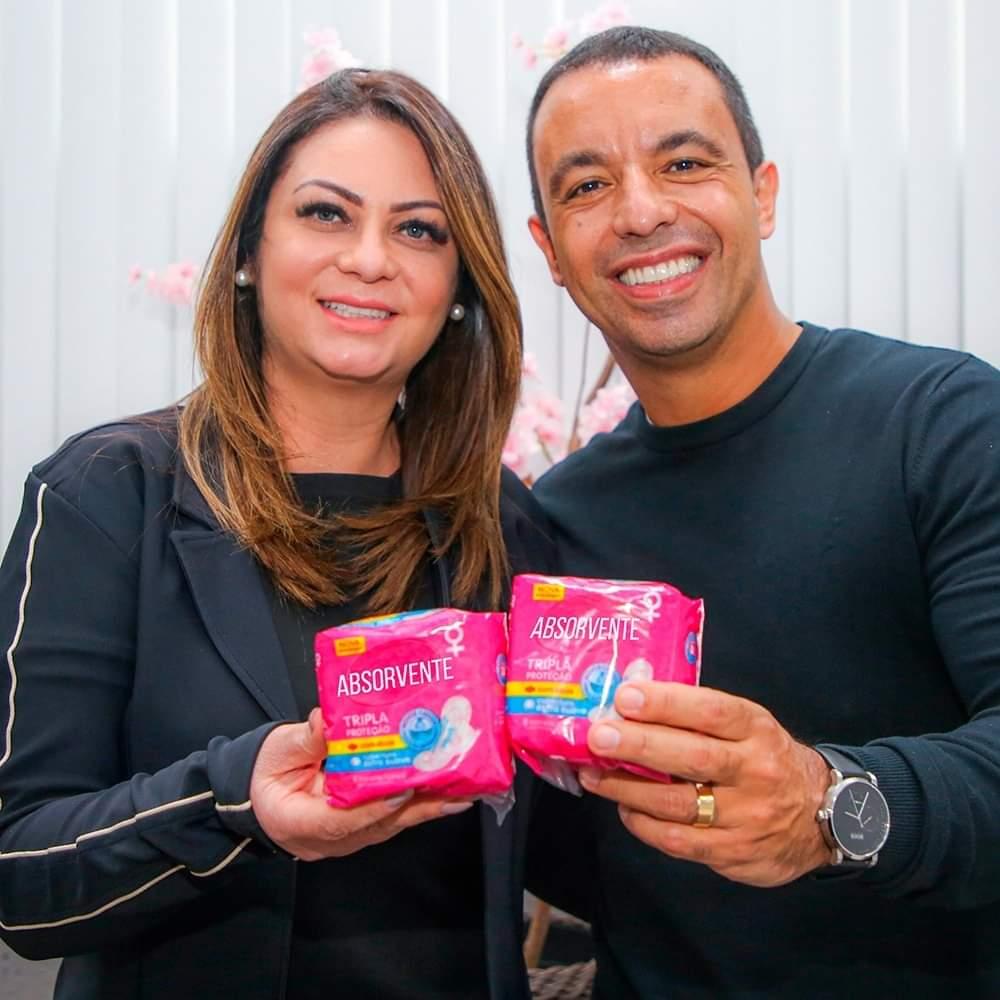 Lins anuncia que Osasco vai distribuir absorventes para alunas da rede municipal