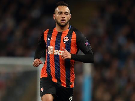 Maycon analisa futuro, mira Europa e prioriza Corinthians em possível retorno ao Brasil