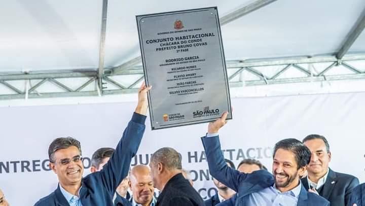 Governador Rodrigo Garcia entrega 316 apartamentos na zona sul da cidade de São Paulo