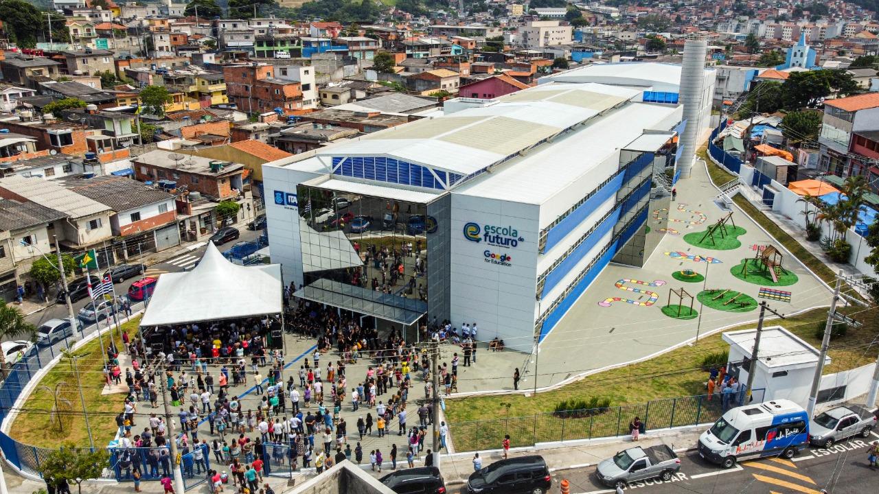 ITAPEVI INAUGURA ESCOLA DO FUTURO DO CARDOSO