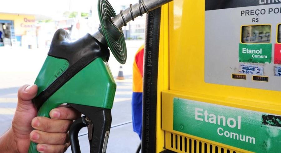 Petrobras baixa preço da gasolina pela 3ª vez em menos de um mês
