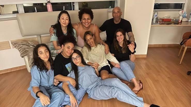Família de Pelé passa a noite de Natal no hospital: 'Quase todos'
