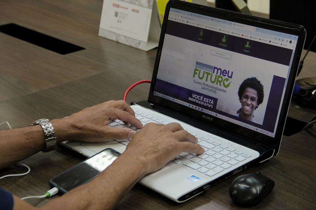 Programa Meu Futuro forma mais de 2,5 mil novos profissionais no ano