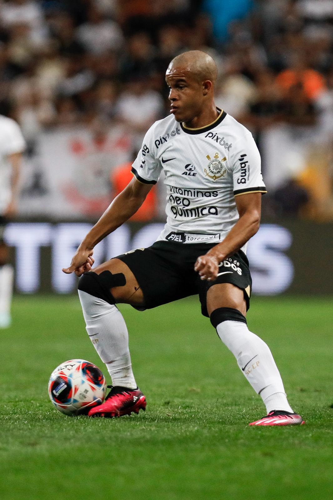 Estreia da maior promessa do Corinthians dos últimos anos foi o ponto alto