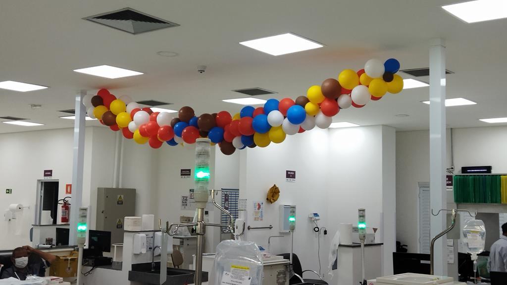 Pacientes da hemodiálise do HMB ganham cobertores e café da manhã especial