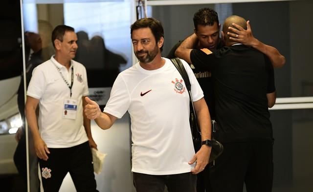 Bastidores: por que Corinthians decidiu encarar rejeição de torcedores e contratar Cuca