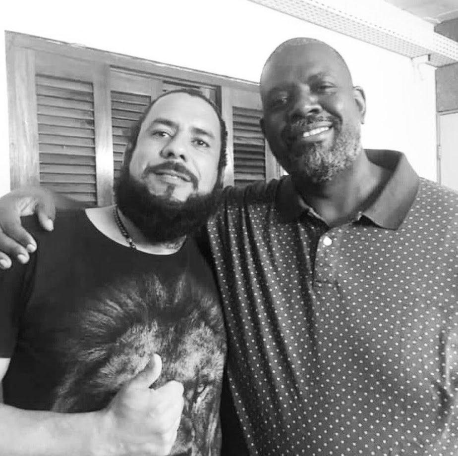 Integrante da equipe do cantor Péricles morre após ser agredido em posto de gasolina de Mauá (SP)