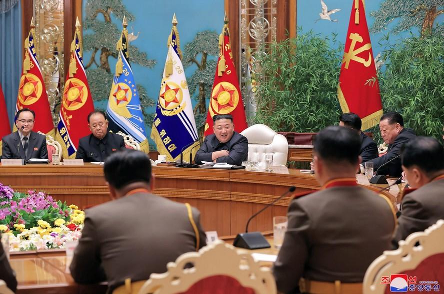 Coreia do Norte alerta que manobras militares dos EUA podem provocar 'guerra termonuclear'