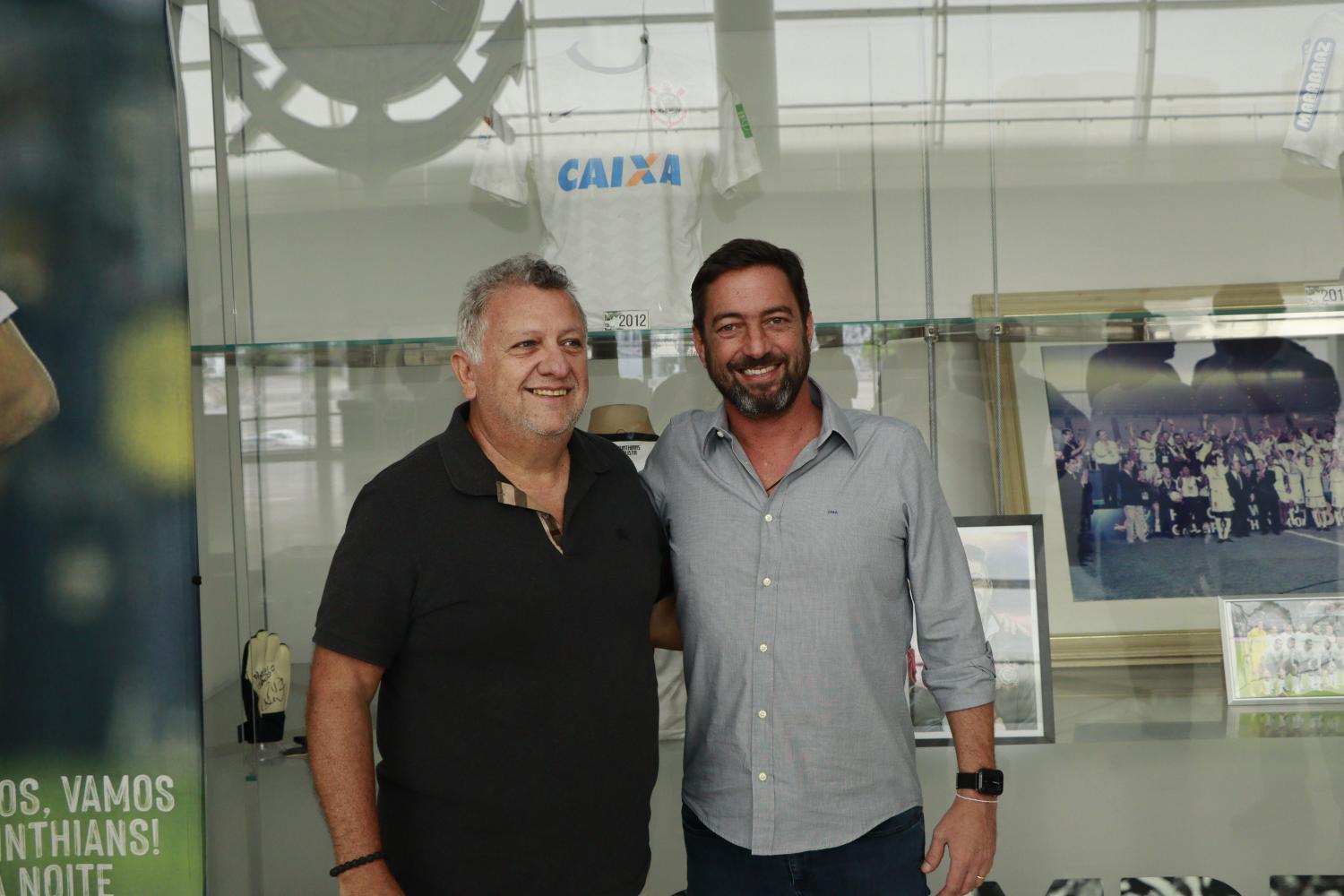 Duílio Monteiro Alves recebe presidente da Caixa e encaminha quitação da Neo Quimica Arena