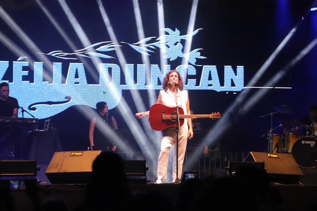 Barueri em festa com Zélia Duncan