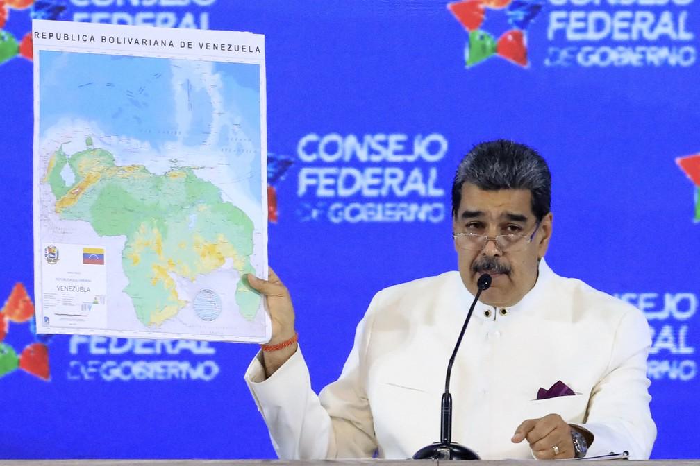 Maduro divulga 'novo mapa' da Venezuela com incorporação de Essequibo e anuncia licenças para explorar petróleo