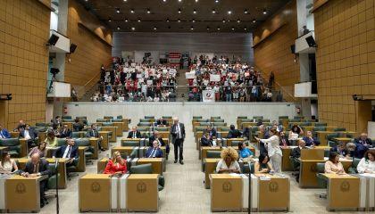 Privatização da Sabesp é aprovada na Alesp após sessão tumultuada