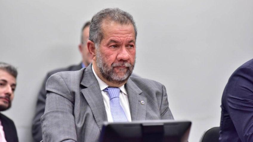 Lupi diz que fila do INSS “vai reduzir espera para 30 dias em 2024”