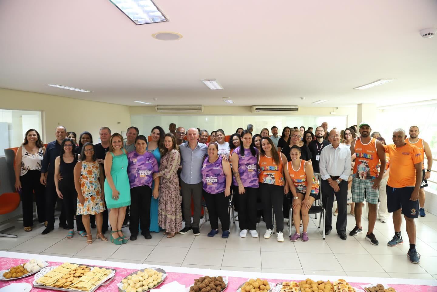 Ao lado de sua esposa Damaris Piteri o Vice do Furlan, Beto Piteri visita o acolhimento e apoio às mulheres de Barueri