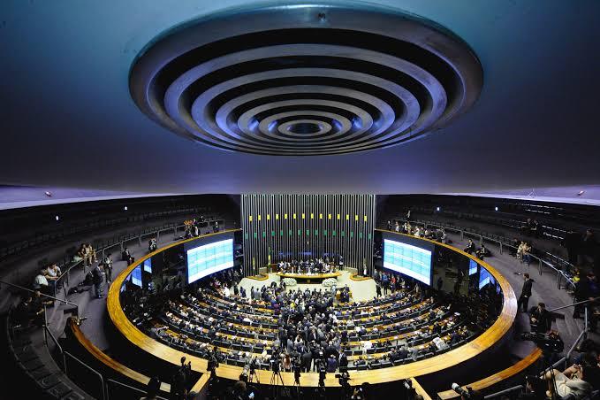 Congresso retoma trabalhos com reformas econômicas na pauta e prazo curto até eleições municipais