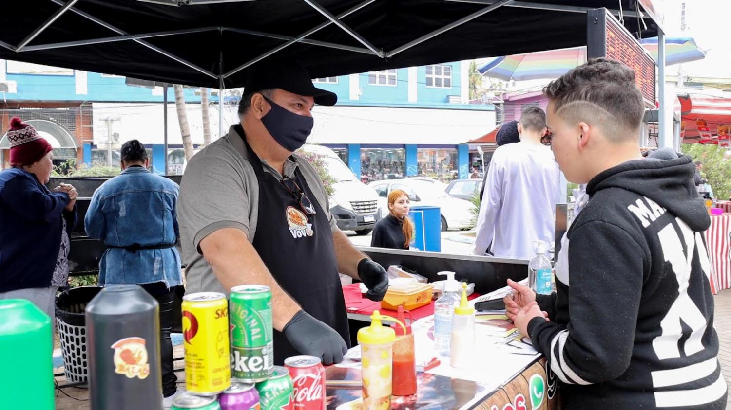 Feira de Gastronomia, Artesanato & Brechó de Jandira terá apresentação do “Projeto Senhores do Samba”