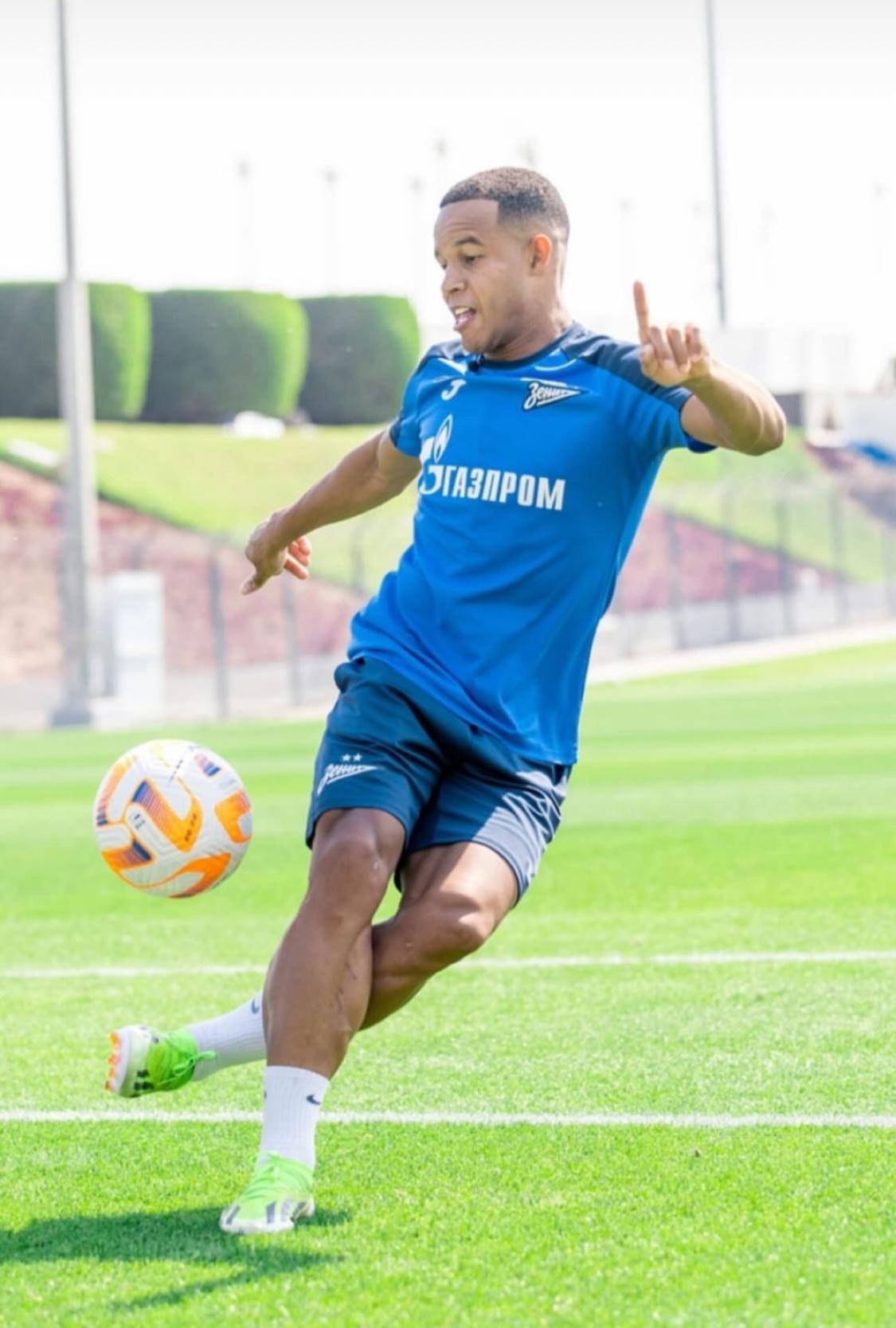 PEDRO GANHA MINUTAGENS NO ZENIT E VIRA OPÇÃO PARA O CLUBE RUSSO AOS 18 ANOS