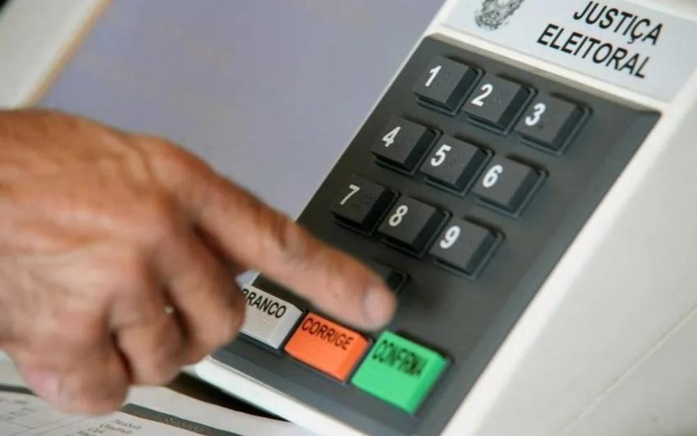 Filiação a partido, afastamento de cargos, registro de federações: prazos eleitorais que terminam neste sábado