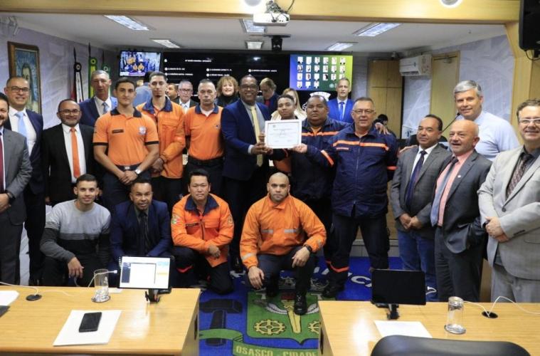 Câmara reconhece trabalho da Defesa Civil de Osasco nas enchentes do RS