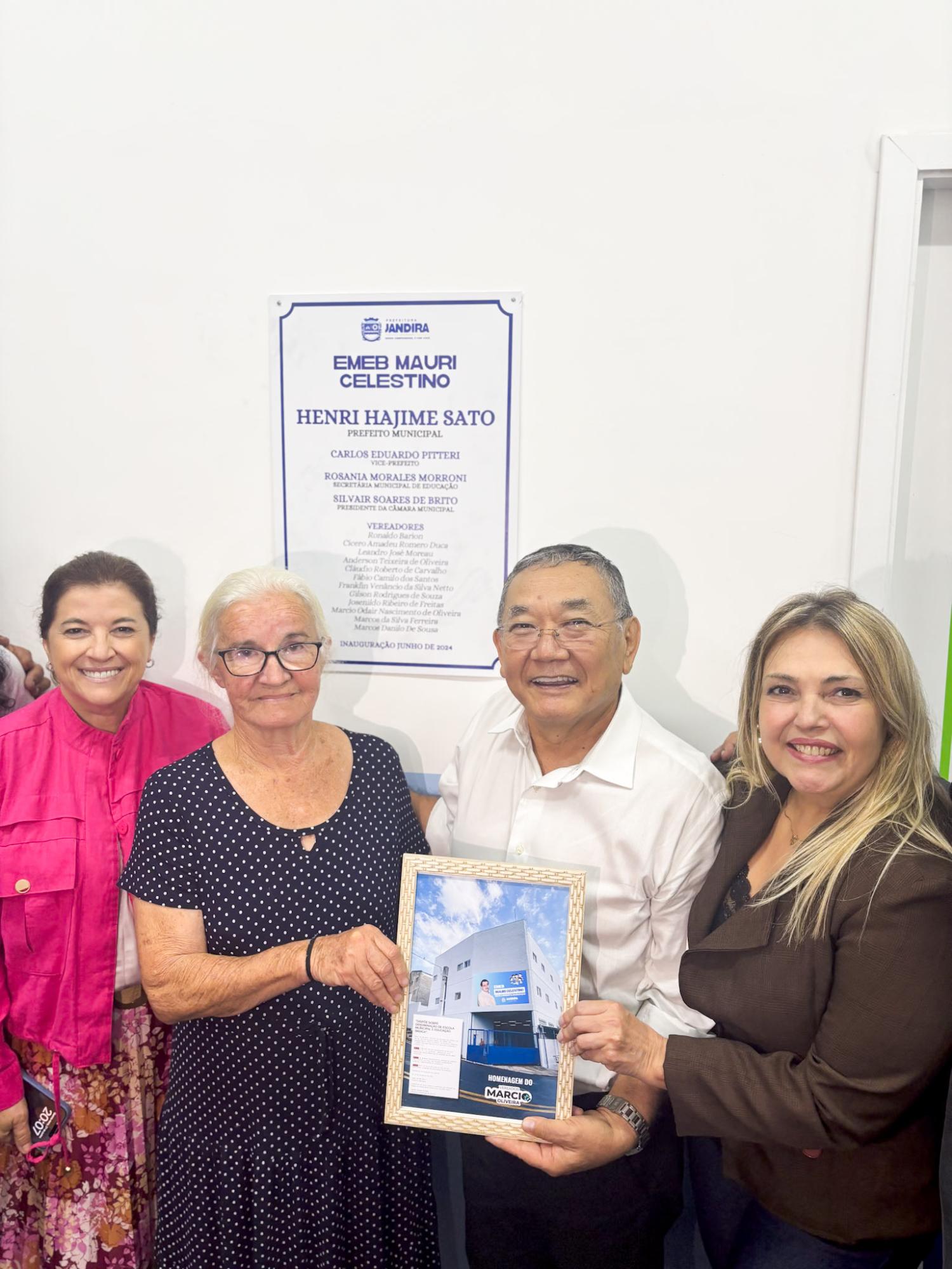 Prefeito Dr. Sato entrega mais uma obra: EMEB Mauri Celestino