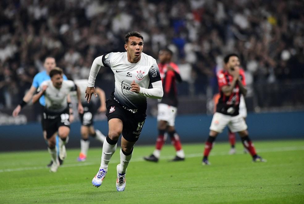 Análise: Corinthians reage no Brasileirão, mas caminho ainda é longo para o alívio