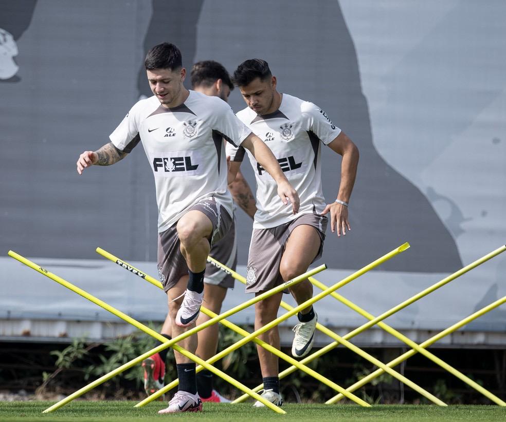 Escalação: Corinthians deve ter duas mudanças contra Atlético-MG