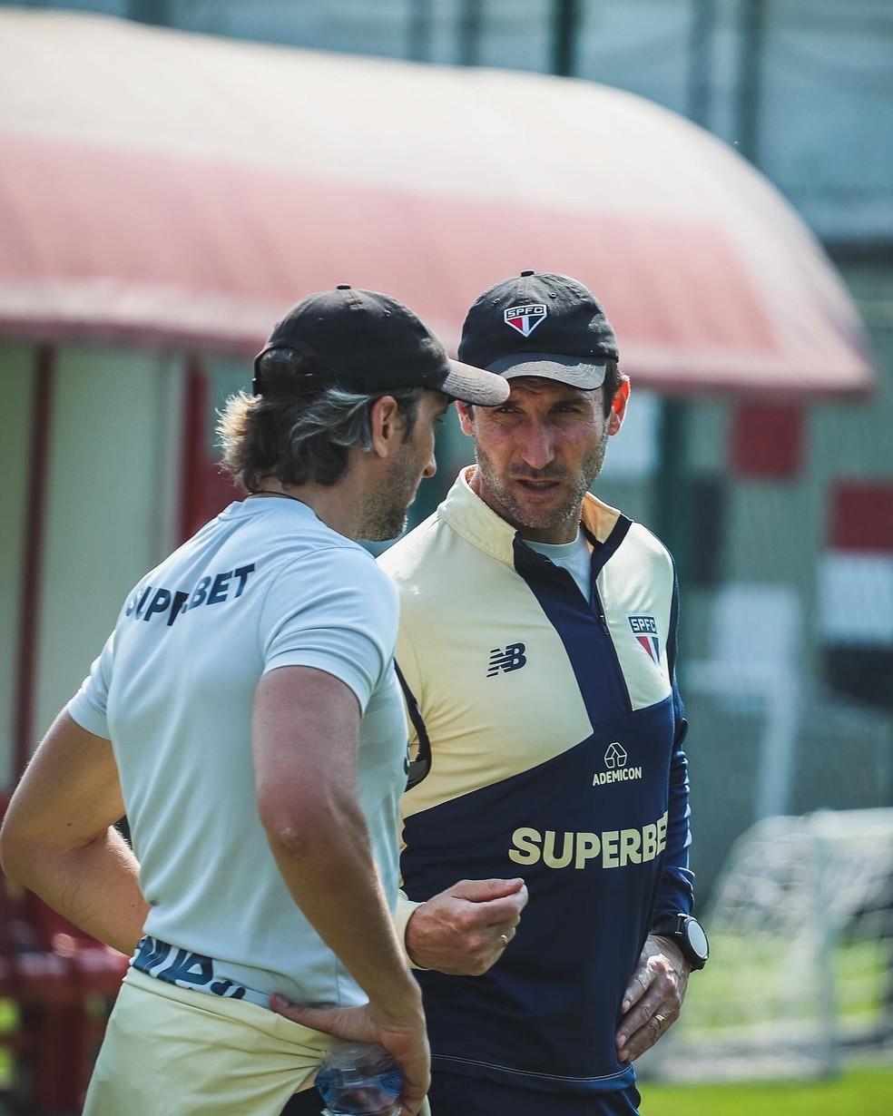 Quatro atacantes, menos cautela e mais encaixes: como o São Paulo reencontrou a boa fase